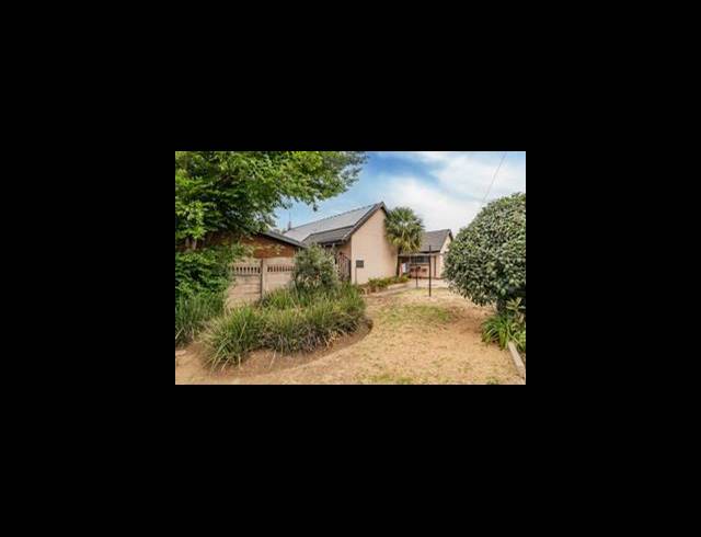 3 BEDROOM HOUSE FOR SALE IN RANDHART
